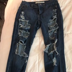 “Sneak Peak” cropped skinny jeans